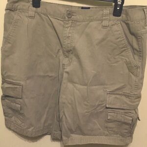 Basic Editions Cargo Shorts, Size 38.